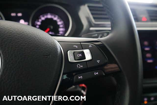 VOLKSWAGEN Tiguan usata, con Volante multifunzione