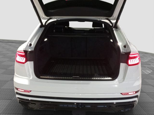 AUDI Q8 usata 13