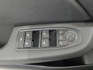 RENAULT Clio usata, con Sensori di parcheggio posteriori