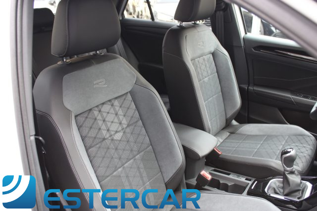 VOLKSWAGEN T-Roc usata, con Volante in pelle