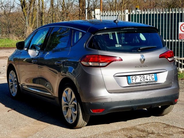 RENAULT Scenic usata, con Cerchi in lega