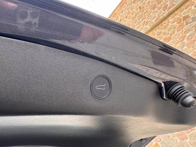 TESLA Model 3 usata, con Portellone posteriore elettrico