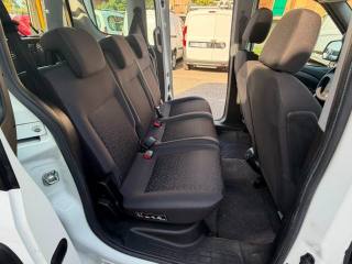 FIAT Doblo usata, con Sedile posteriore sdoppiato