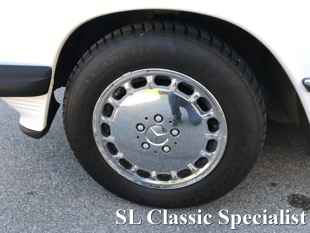MERCEDES-BENZ SL 560 usata 102