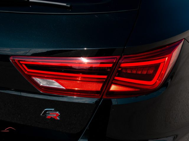 SEAT Leon usata, con Autoradio digitale