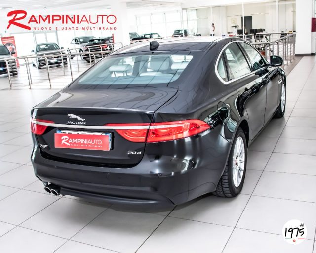 JAGUAR XF usata 6