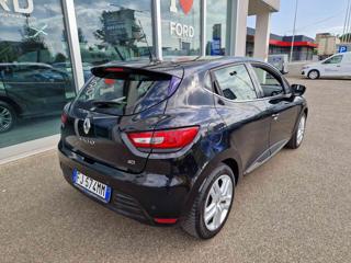 RENAULT Clio usata, con Alzacristalli elettrici