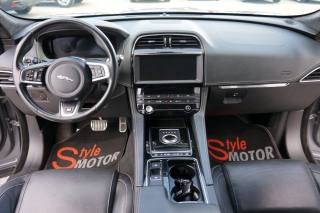 JAGUAR F-Pace usata, con Autoradio