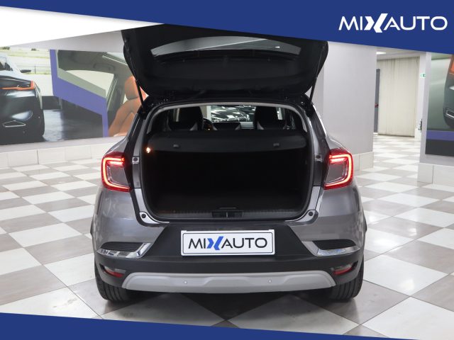 RENAULT Captur usata, con Boardcomputer