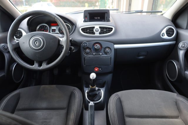 RENAULT Clio usata, con Airbag testa
