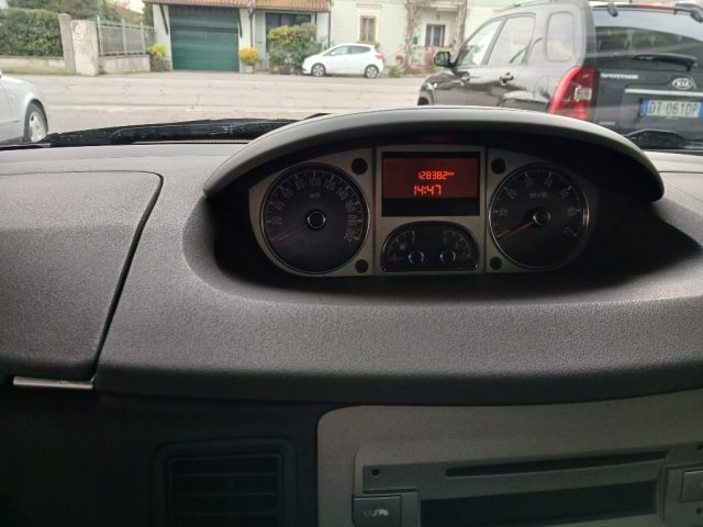 LANCIA MUSA usata, con Luci diurne