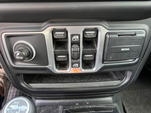 JEEP Wrangler usata, con Sedile posteriore sdoppiato