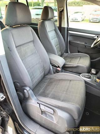 VOLKSWAGEN Touran usata 19