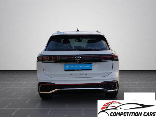 VOLKSWAGEN Tiguan usata, con Autoradio