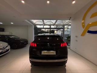 PEUGEOT 3008 usata, con Autoradio