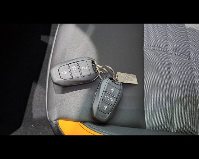 JEEP Avenger usata 44