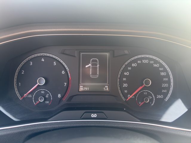 VOLKSWAGEN T-Roc usata 13