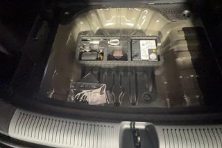 MG ZS usata, con USB