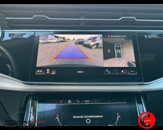 AUDI Q8 usata, con Interni in pelle