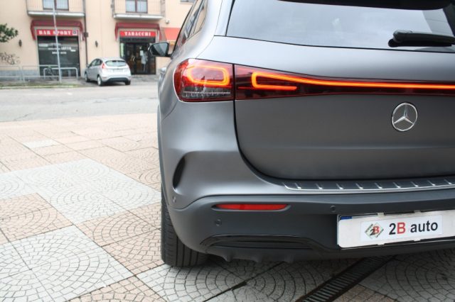 MERCEDES-BENZ EQA usata, con Autoradio digitale