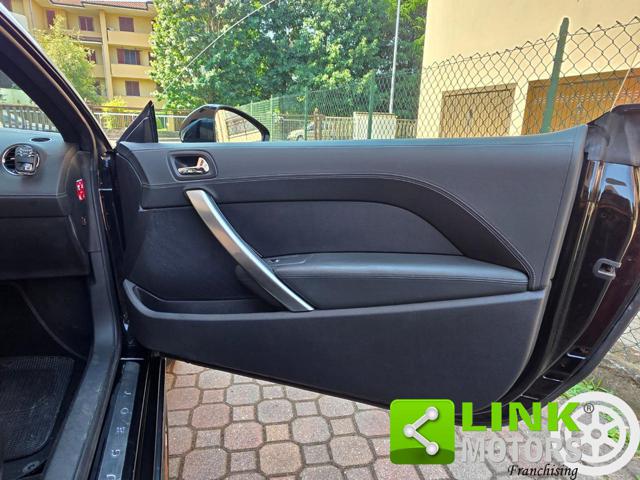 PEUGEOT RCZ usata, con Kit antipanne