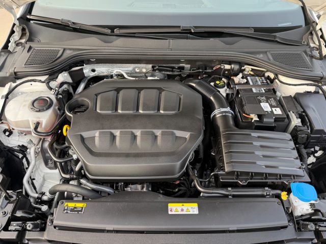 VOLKSWAGEN Golf usata, con Servosterzo