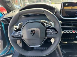 PEUGEOT 2008 usata, con Cruise Control
