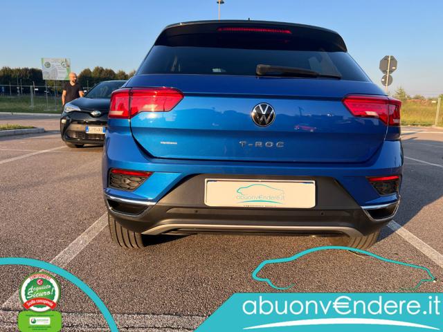 VOLKSWAGEN T-Roc usata, con Autoradio