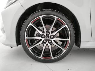 TOYOTA Yaris usata, con Sedili riscaldati