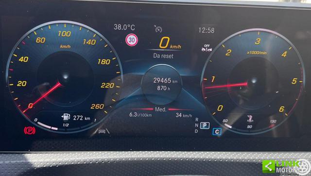 MERCEDES-BENZ CLA 220 usata, con Fari LED