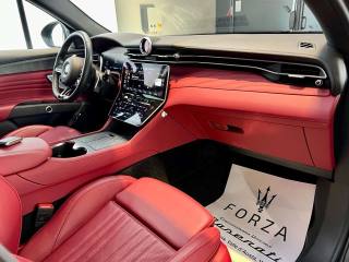 MASERATI Grecale usata, con Volante in pelle