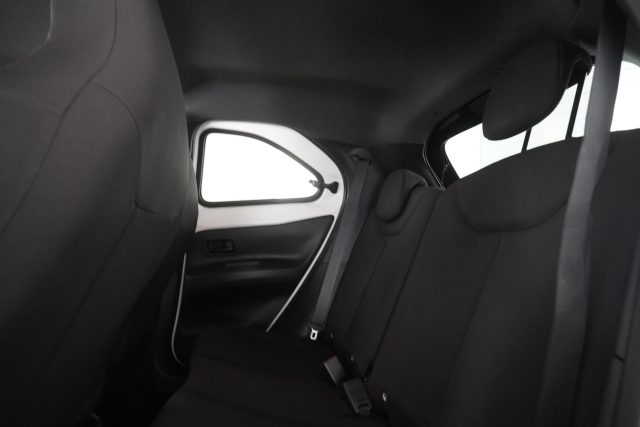 TOYOTA Aygo X usata 3