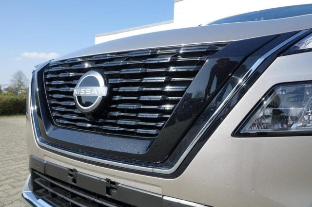 NISSAN X-Trail usata, con Sensori di parcheggio posteriori