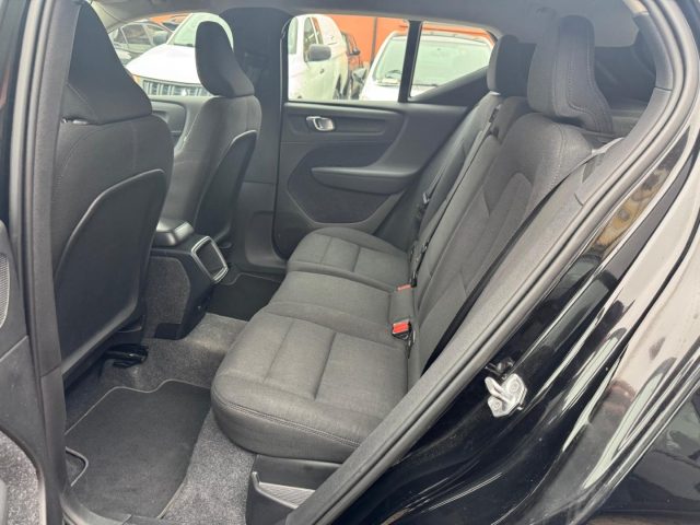 VOLVO XC40 usata, con Volante in pelle