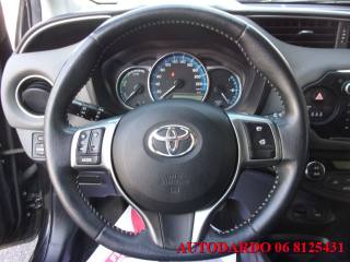 TOYOTA Yaris usata, con Airbag testa