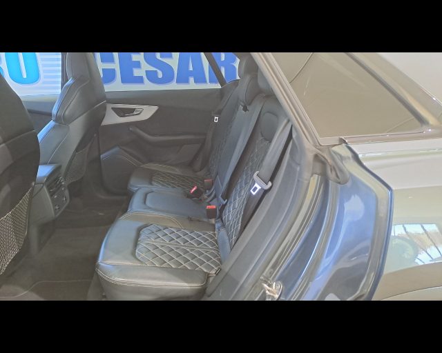 AUDI Q8 usata 36