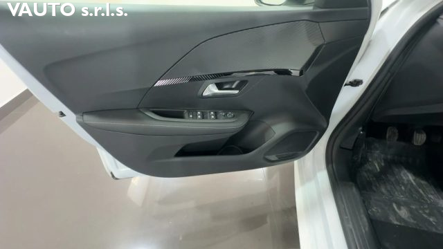 PEUGEOT 208 usata, con Fari LED
