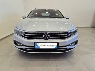 VOLKSWAGEN Passat Variant usata, con Airbag