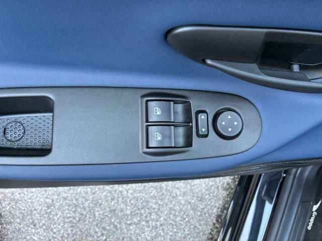 LANCIA Ypsilon usata, con Specchietti laterali elettrici