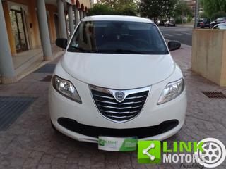 LANCIA Ypsilon usata, con Airbag