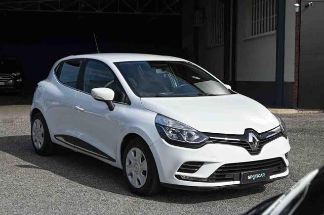 RENAULT Clio usata, con Airbag laterali