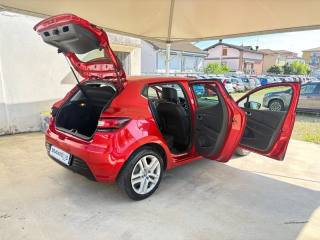 RENAULT Clio usata, con Sensore di pioggia