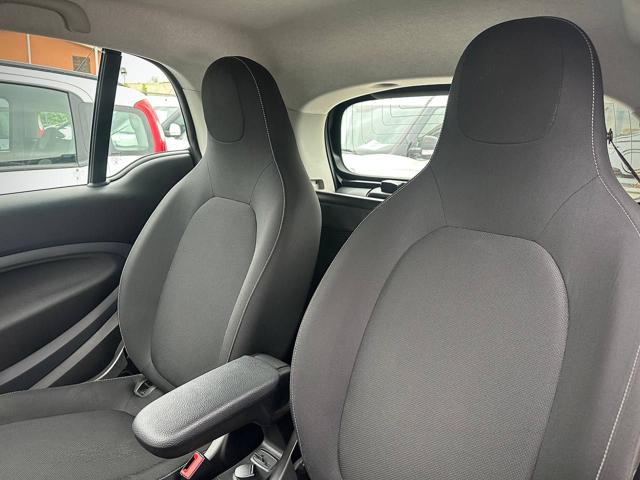 SMART ForTwo usata, con Sensori di parcheggio posteriori
