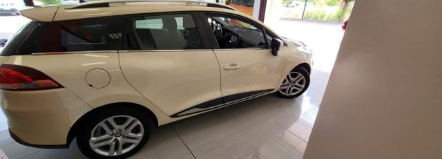 RENAULT Clio usata, con Lettore CD
