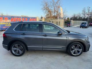 VOLKSWAGEN Tiguan usata, con Autoradio