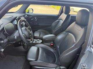 MINI Cooper SE usata, con Pneumatici estivi