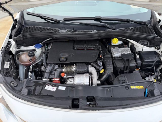 PEUGEOT 2008 usata, con Servosterzo