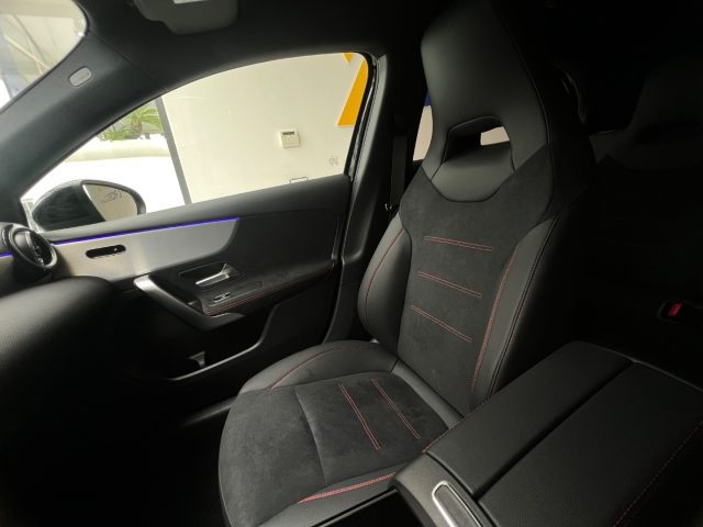 MERCEDES-BENZ A 250 usata, con Sensori di parcheggio anteriori