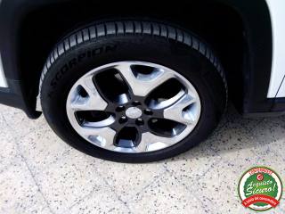 JEEP Compass usata, con Autoradio digitale