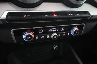 AUDI Q2 usata 11